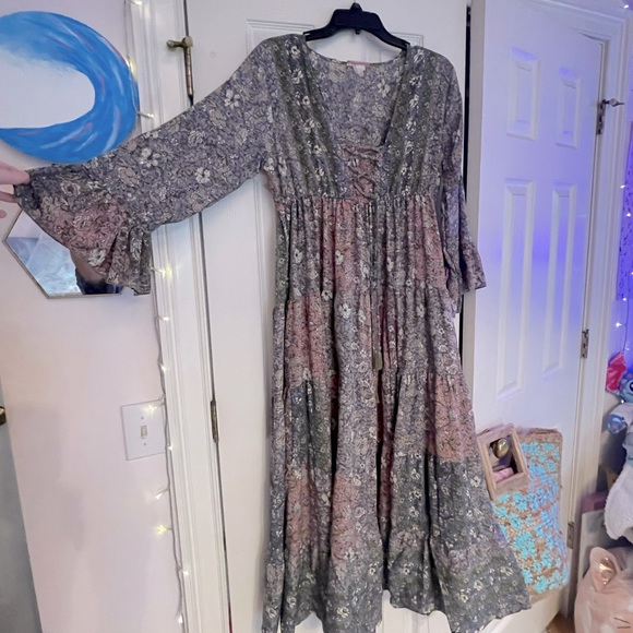 Courtly Floral Printed Ruffled Sleeve Dress